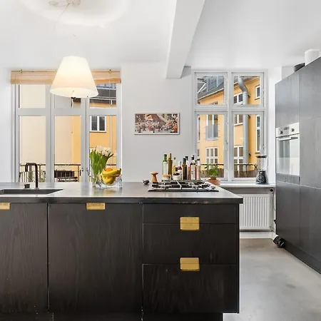 Stylish 119m2 Design Balcony Vesterbro * Kopenhagen